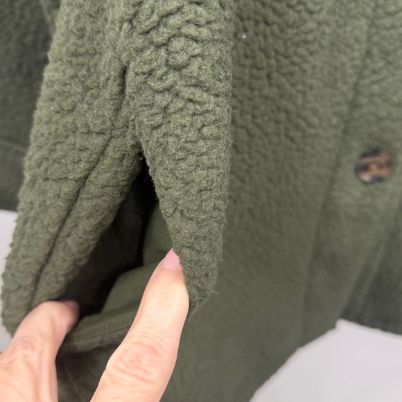 Patagonia Women’s Retro Pile Shacket size Small.Green - Picture 5 of 10